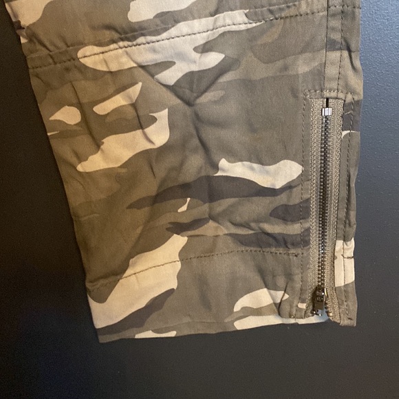 Dex Lightweight Camo Pants - Picture 5 of 5